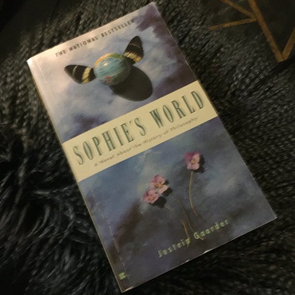 'Sophie’s World' Softcover By Jostein Gaarder - Picture 3 of 10